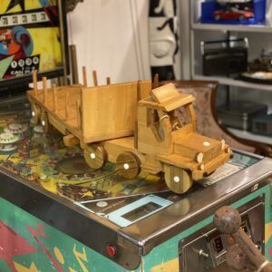 houten speelgoedvrachtwagen