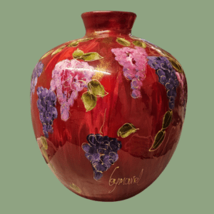 handgeschilderde vaas druiventrossen