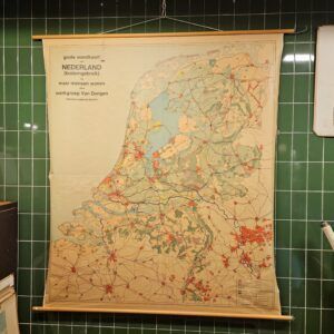 grote wandkaart Nederland bodemgebruik vintage